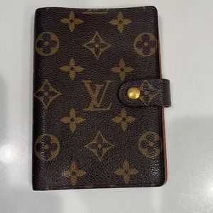 Louis Vuitton authentic pm agenda cover
